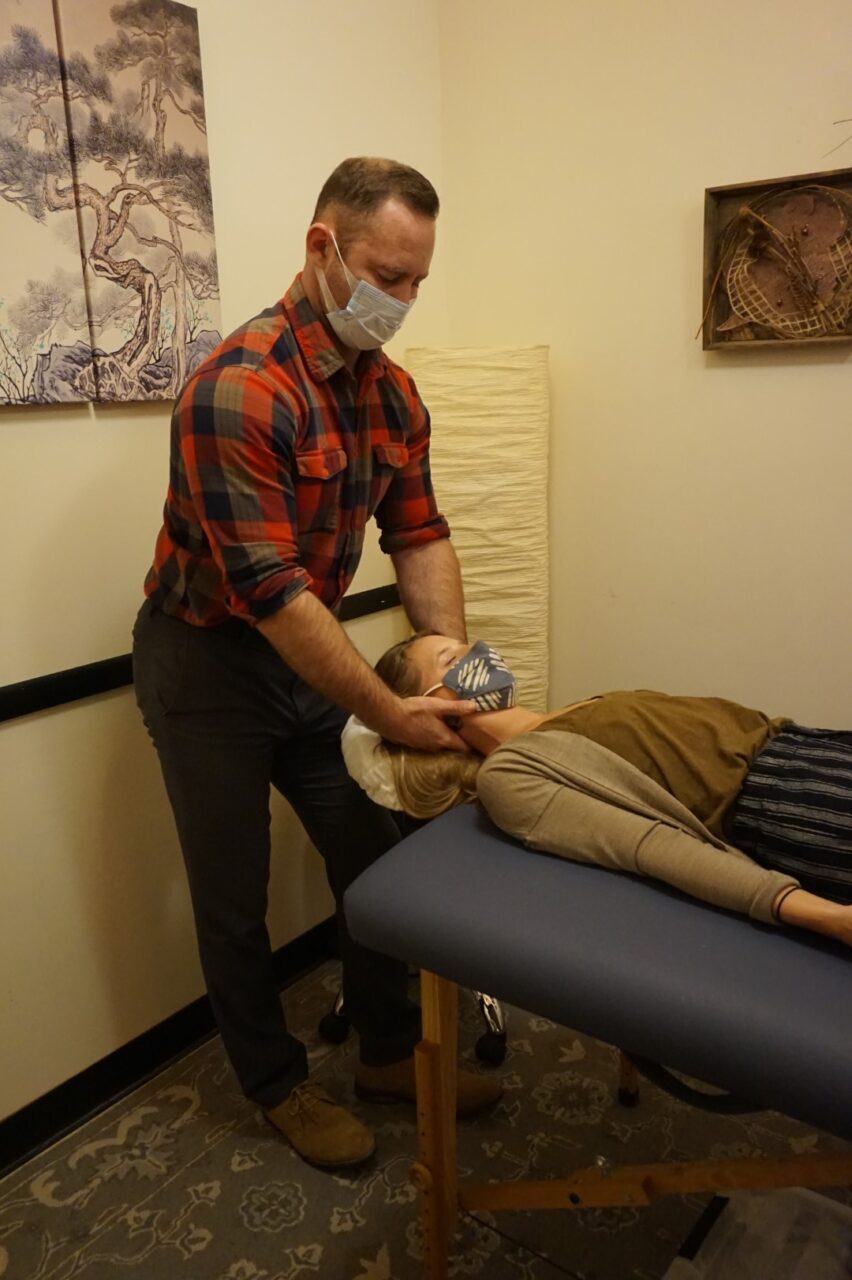 Dr Grady Nesbitt Manual Chiropractic Adjustment